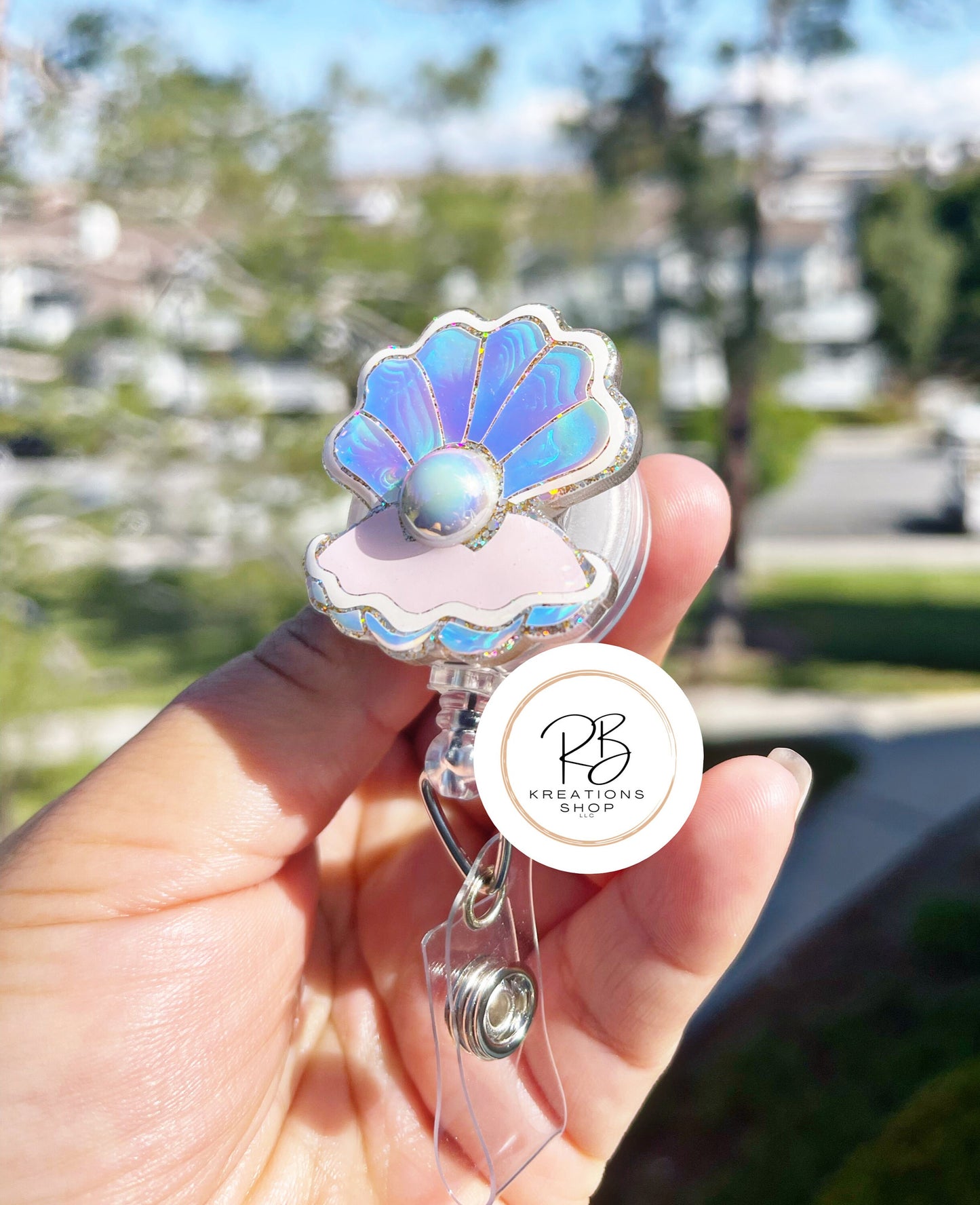 Oyster with pearl badge reel | Seashell Badge Reel | Cute Badge Holder | Retractable | Name tag | Interchangeable | Clam clip