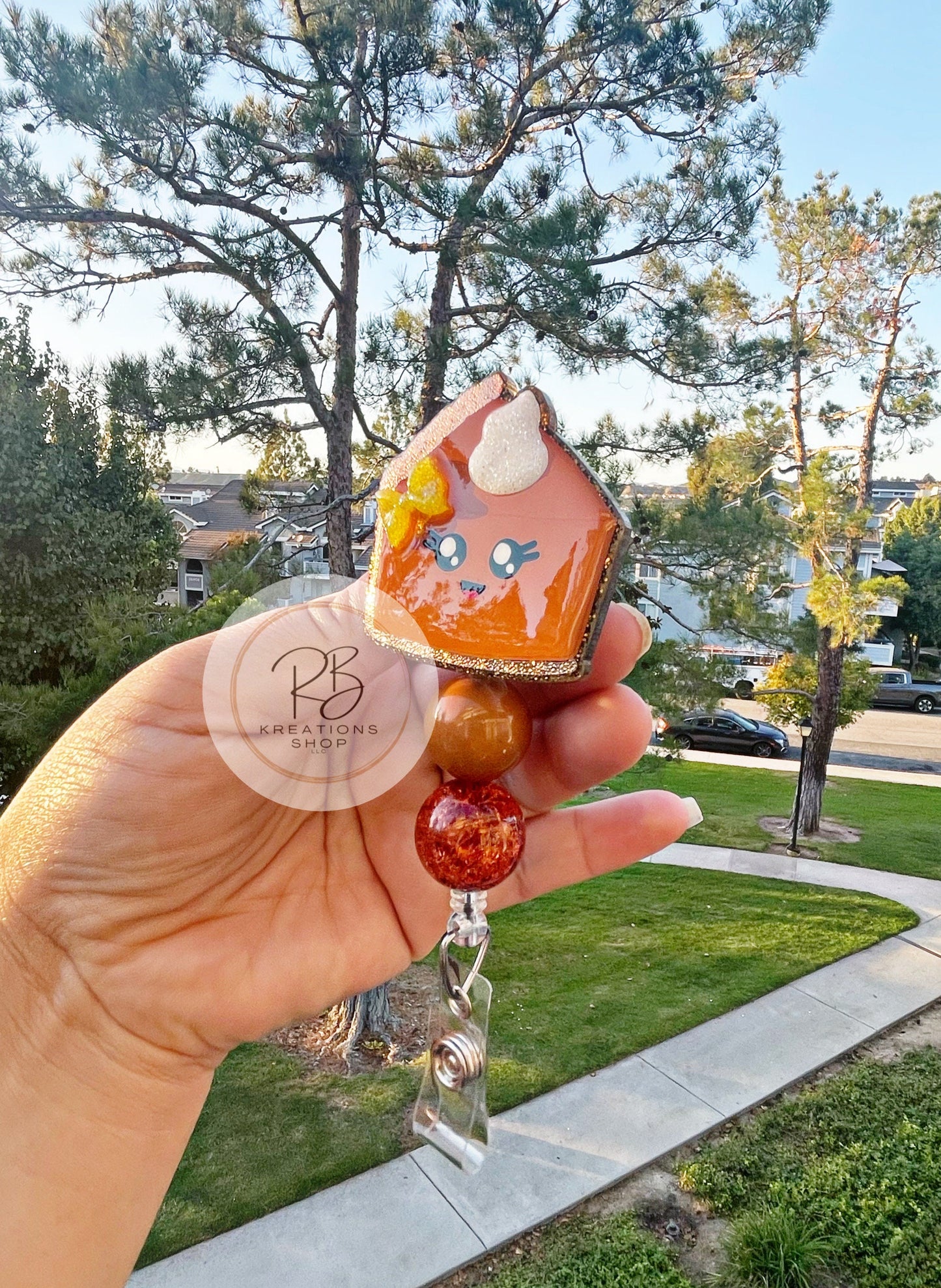 Cute Pie with beads Badge Reel |Pumpkin Pie | Interchangeable | Pie Badge Reel | Holiday Badge Holder | Nurses | Retractable