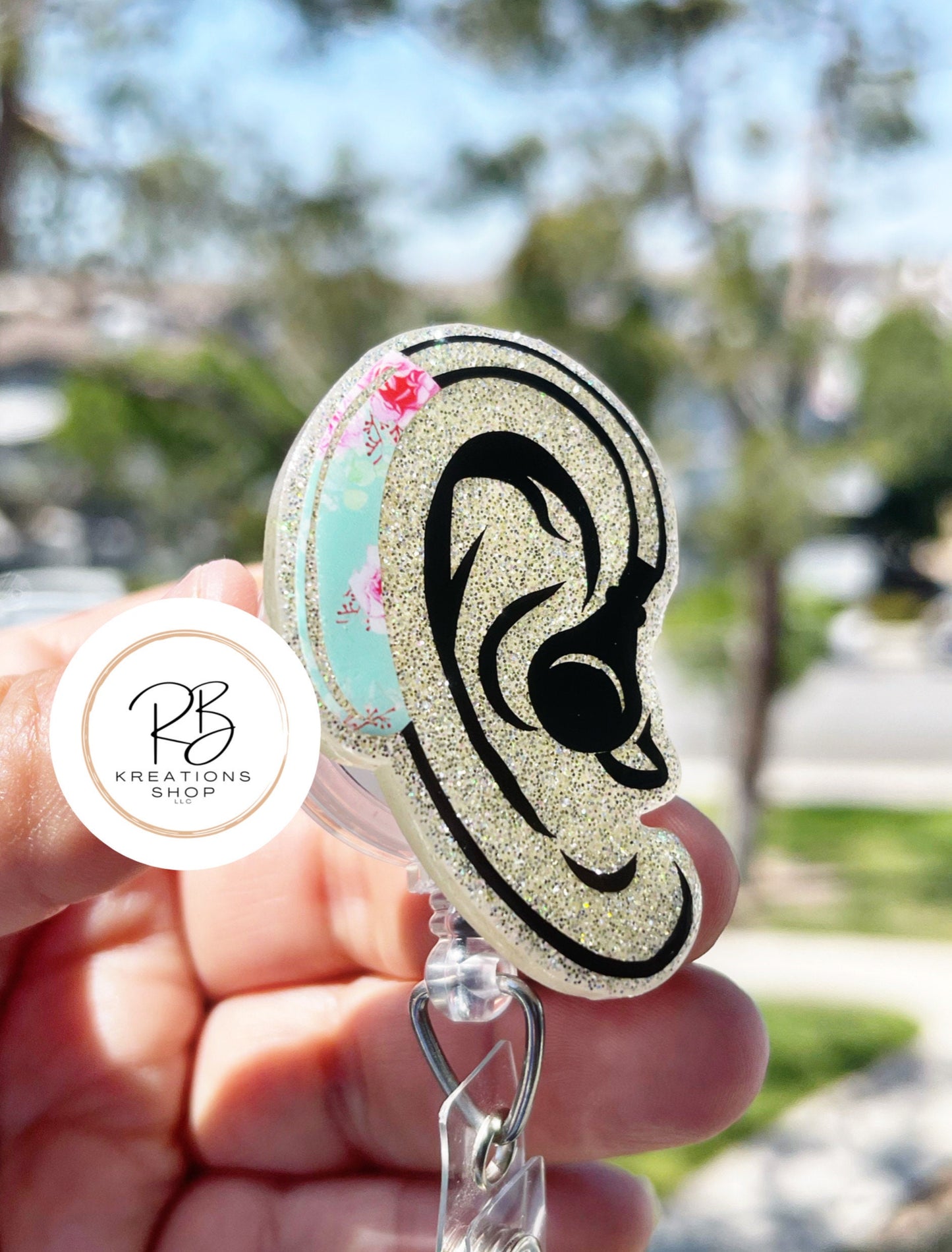Hearing aid Badge Reel | Ear with Hearing aid Badge Reel | Cute hearing aid Badge Holder | Retractable | Name tag | Interchangeable