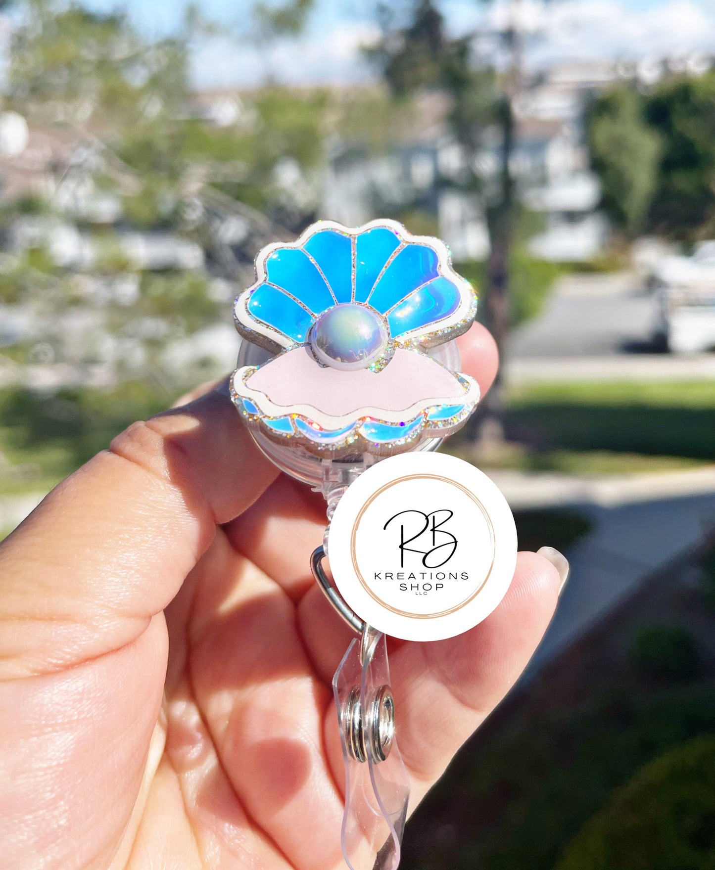 Oyster with pearl badge reel | Seashell Badge Reel | Cute Badge Holder | Retractable | Name tag | Interchangeable | Clam clip