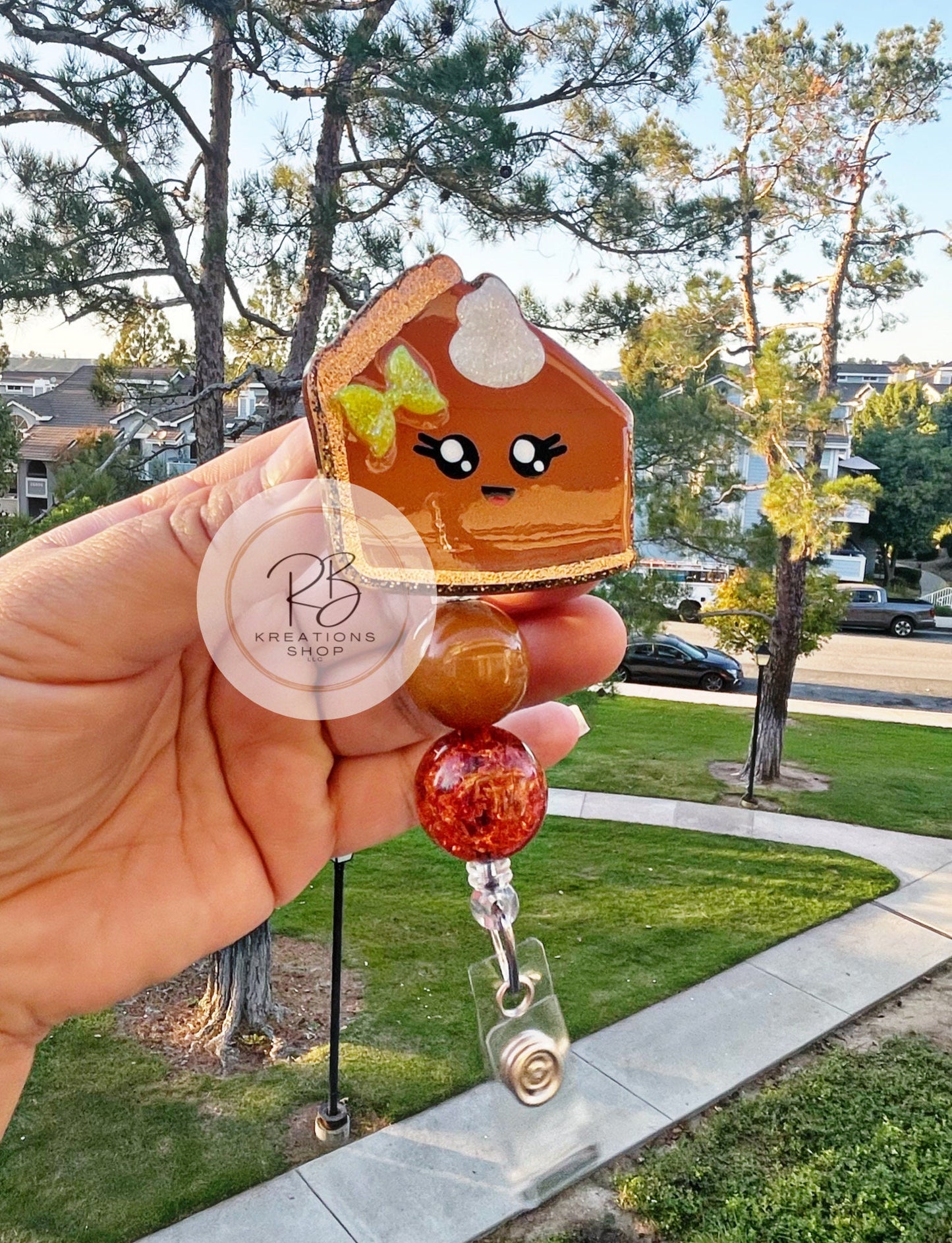 Cute Pie with beads Badge Reel |Pumpkin Pie | Interchangeable | Pie Badge Reel | Holiday Badge Holder | Nurses | Retractable