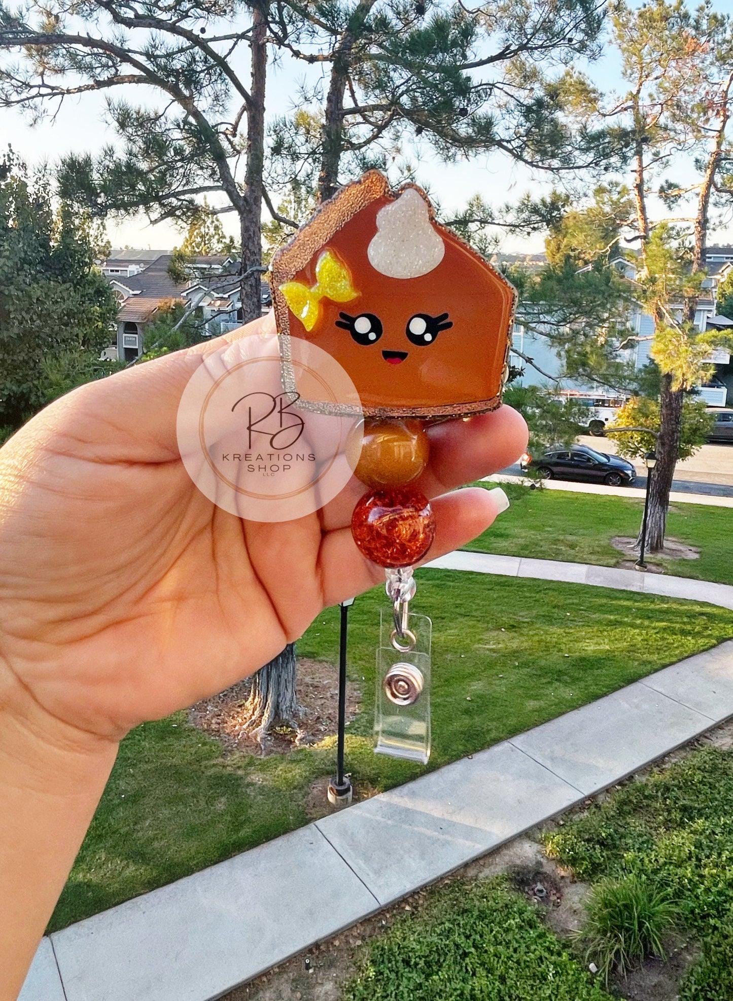Cute Pie with beads Badge Reel |Pumpkin Pie | Interchangeable | Pie Badge Reel | Holiday Badge Holder | Nurses | Retractable