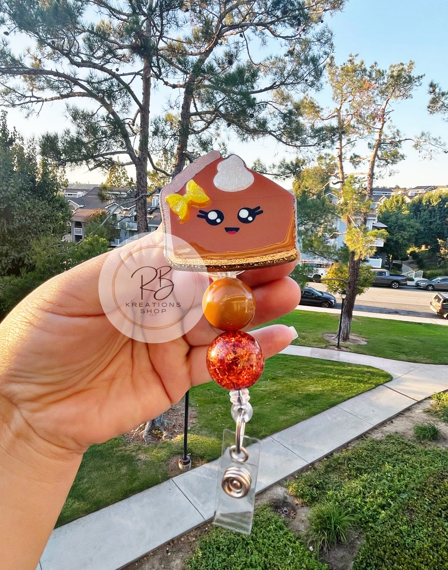 Cute Pie with beads Badge Reel |Pumpkin Pie | Interchangeable | Pie Badge Reel | Holiday Badge Holder | Nurses | Retractable